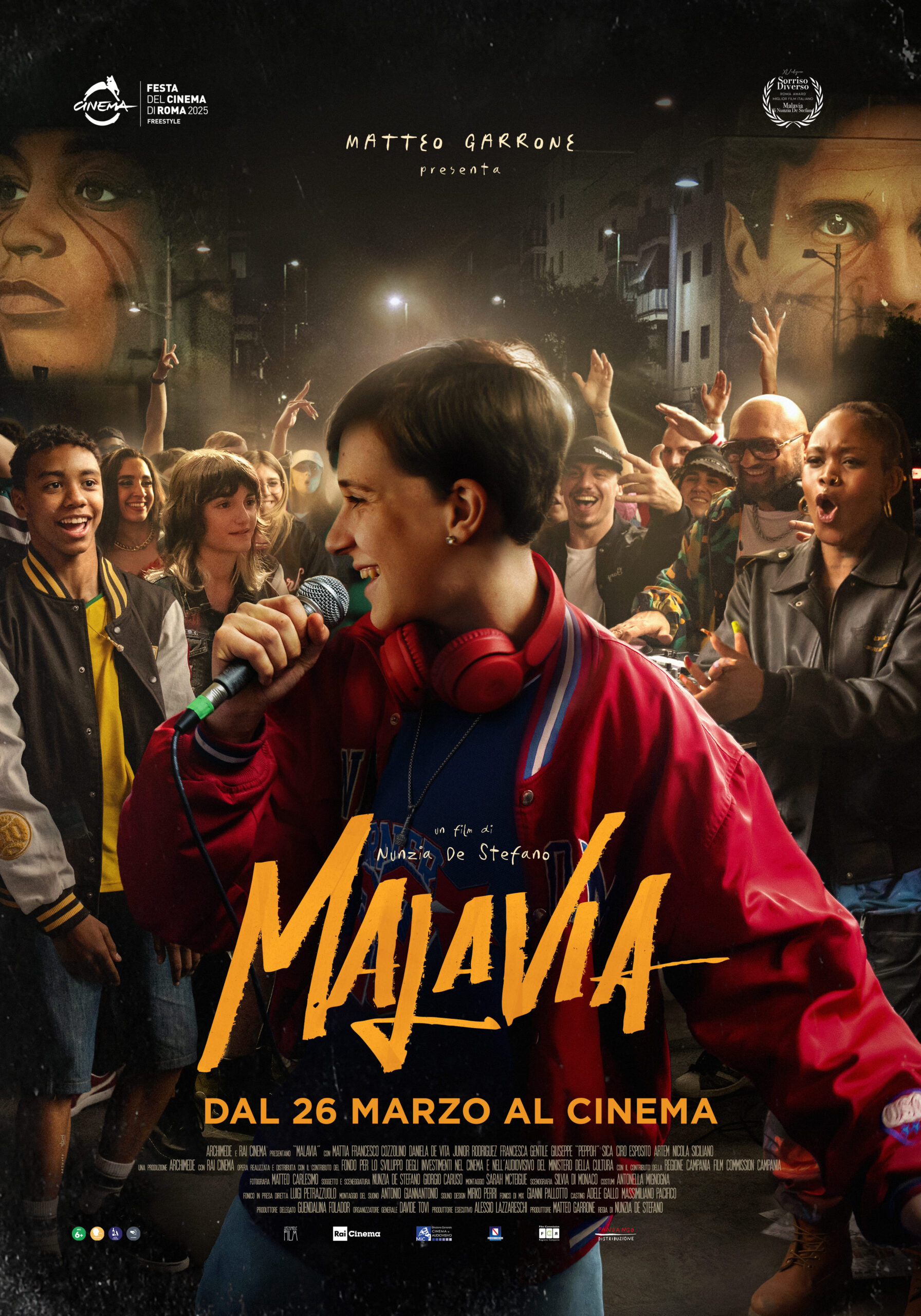 Locandina del film "Malavia" di Nunzia de Stefano, con immagini evocative e titoli in evidenza.